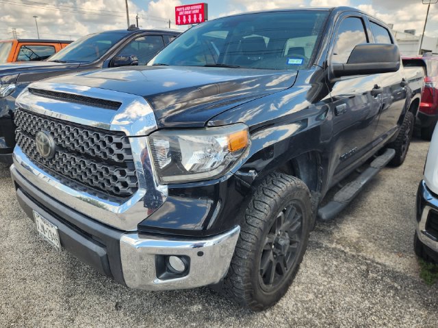 Used 2021 Toyota Tundra SR5 RWD image 2