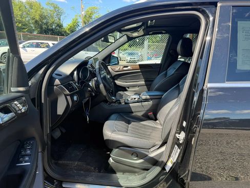 Used 2017 Mercedes-Benz GLE 350 4MATIC w/ Premium 1 Package image 24