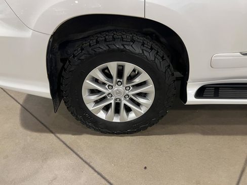 Used 2018 Lexus GX 460 Premium image 44