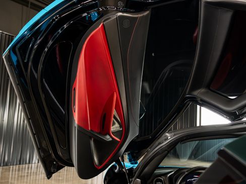 Used 2018 McLaren 720S RWD image 46