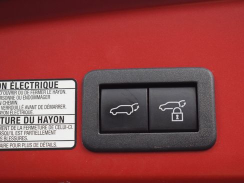 Used 2023 Toyota Corolla Cross XSE w/ Convenience Package image 12