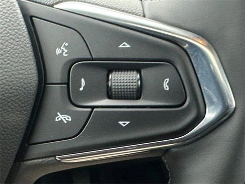 New 2026 Chevrolet Trax LT w/ Sunroof Package image 13