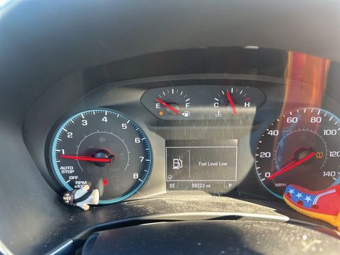 Used 2018 Chevrolet Equinox LT image 6