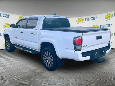 Used 2021 Toyota Tacoma Limited AWD/4WD image 3