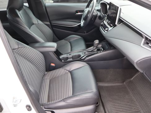 Used 2023 Toyota Corolla XSE FWD image 38