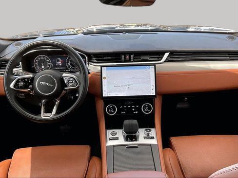 Used 2026 Jaguar F-PACE R-Dynamic S AWD/4WD image 16