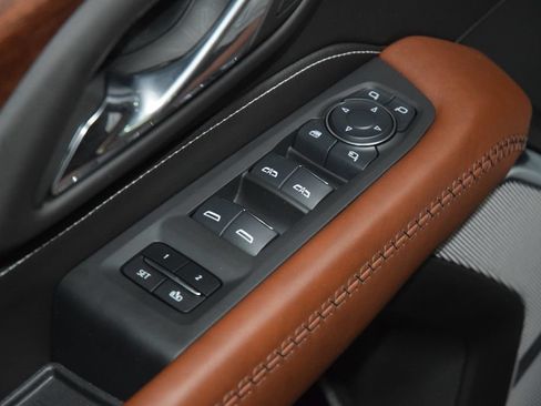 Used 2024 GMC Yukon Denali Ultimate AWD/4WD image 51