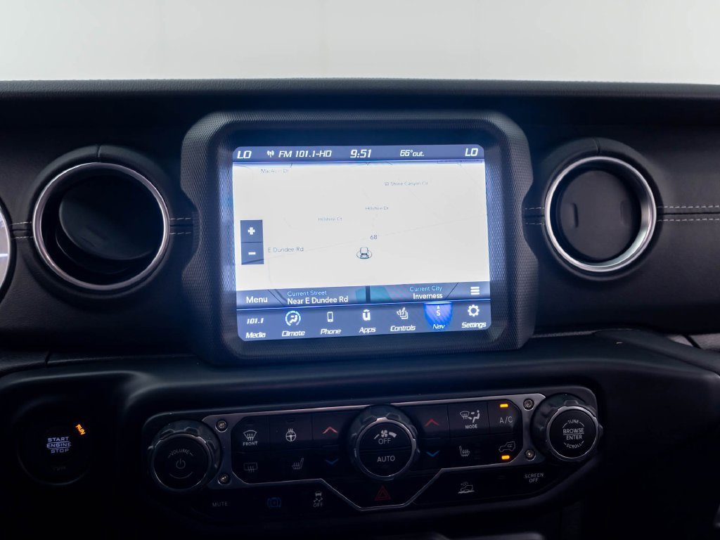 Used 2023 Jeep Wrangler Unlimited Sahara w/ Cold Weather Group AWD/4WD image 26