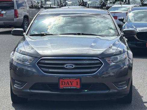 Used 2015 Ford Taurus SEL FWD image 11