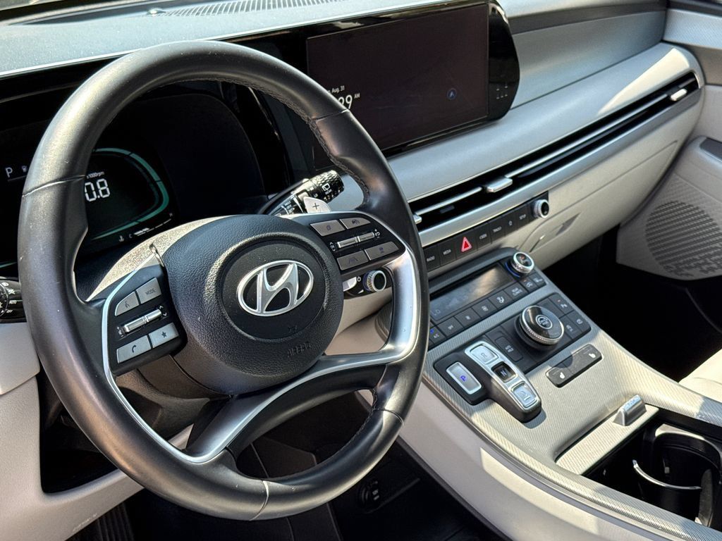 Used 2024 Hyundai Palisade SEL FWD image 18