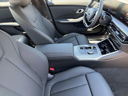 Used 2026 BMW 330i xDrive Sedan w/ Premium Package AWD/4WD image 30