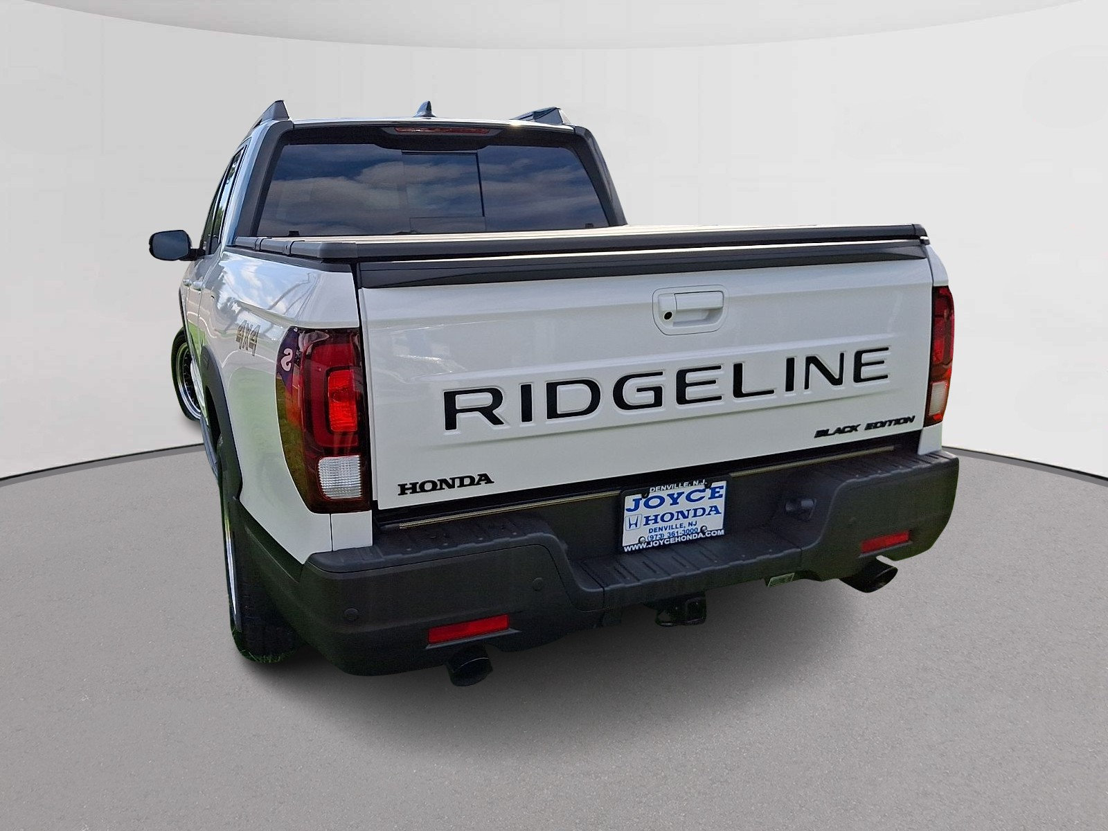 Certified 2026 Honda Ridgeline Black Edition image 8