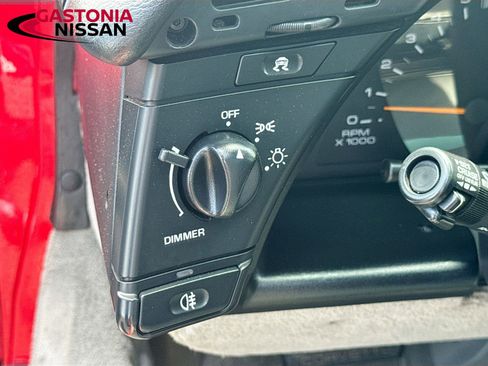 Used 1995 Chevrolet Corvette Coupe RWD image 13