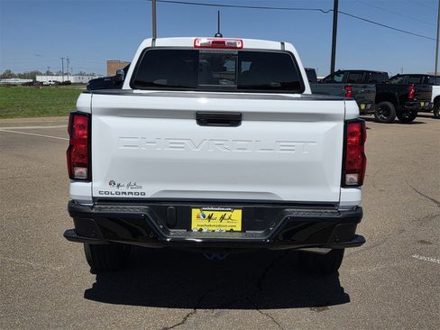 New 2026 Chevrolet Colorado W/T image 5