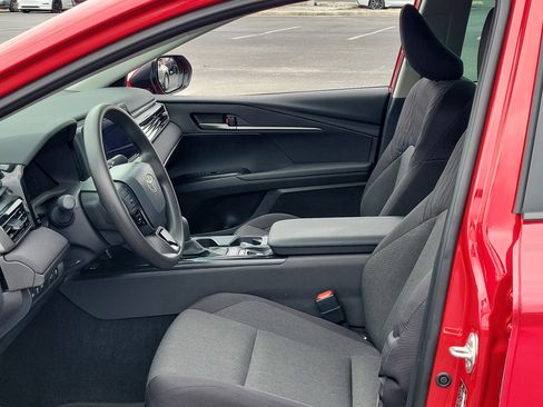 Certified 2025 Toyota Camry LE FWD image 22