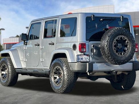 Used 2017 Jeep Wrangler Unlimited Sahara w/ Connectivity Group image 6