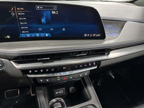 Used 2024 Cadillac XT4 Sport image 18