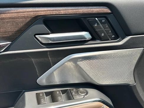 New 2026 GMC Acadia Denali Ultimate FWD image 27
