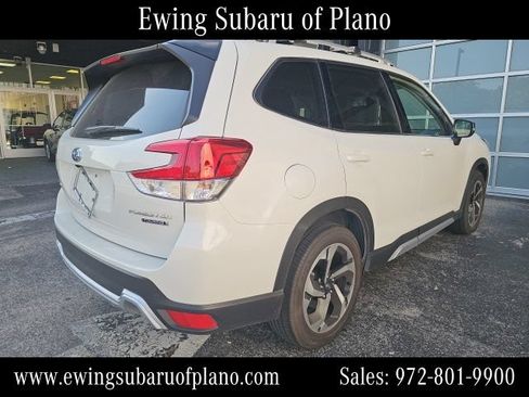 Used 2024 Subaru Forester Touring AWD/4WD image 4