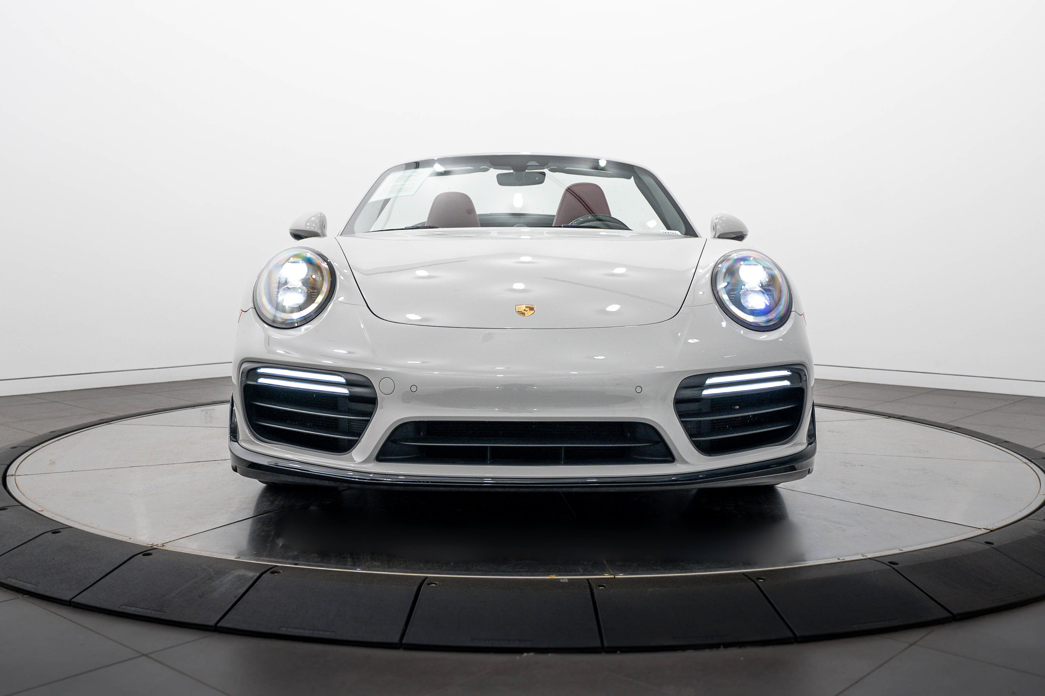 Certified 2019 Porsche 911 Turbo S AWD/4WD image 10