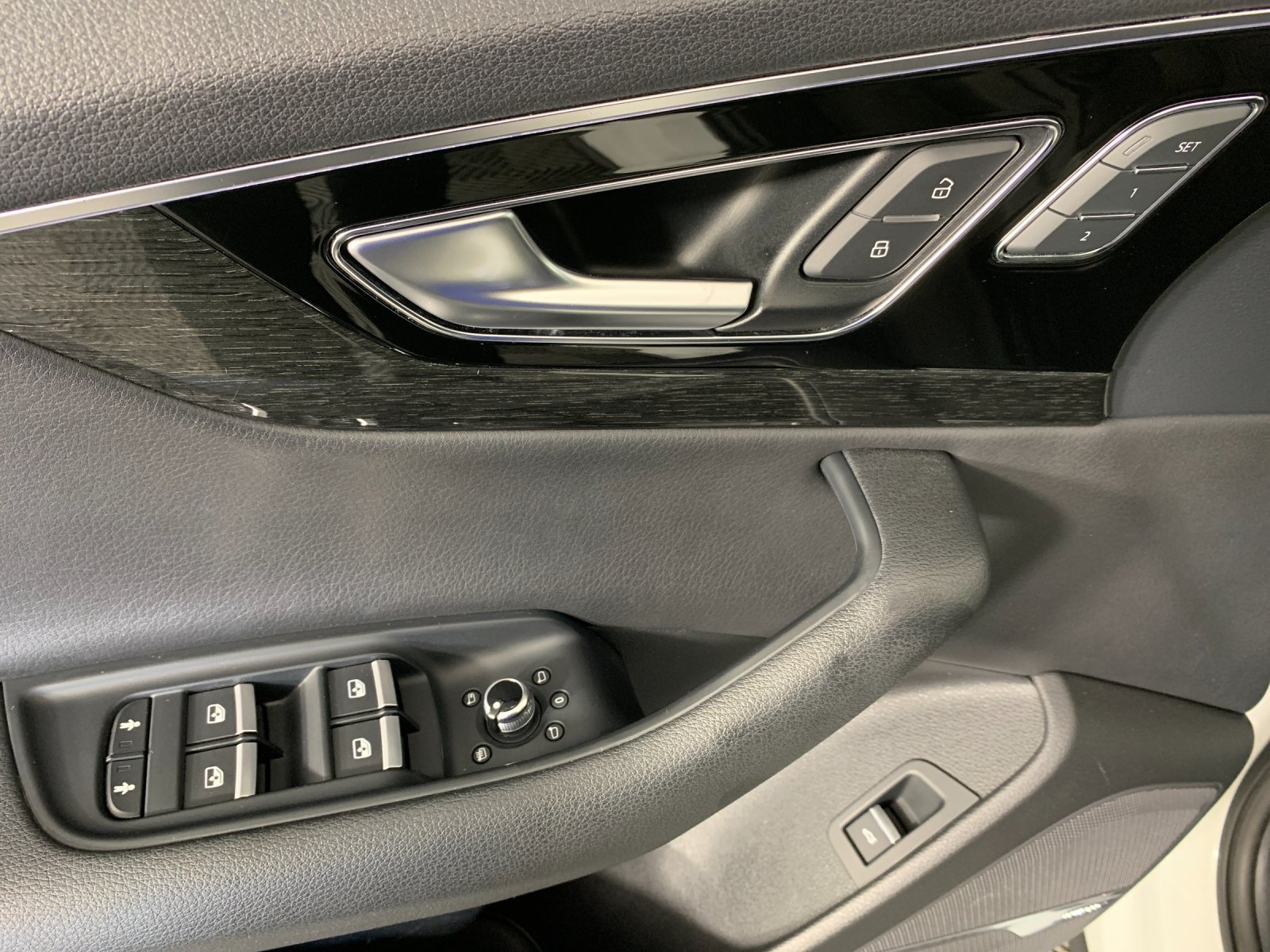 Used 2019 Audi Q7 3.0T Premium Plus AWD/4WD image 14