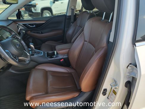 Used 2021 Subaru Outback Touring w/ Popular Package #2 image 16