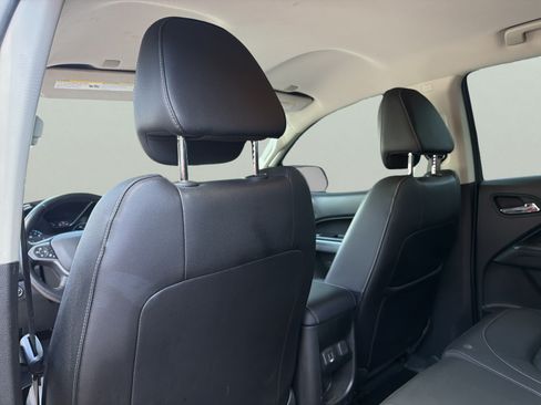 Used 2019 Chevrolet Colorado ZR2 AWD/4WD image 23