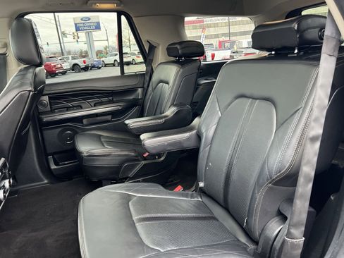 Used 2020 Ford Expedition Platinum image 25