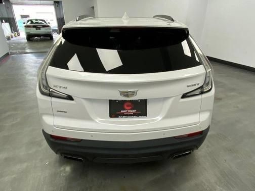 Used 2019 Cadillac XT4 Sport AWD/4WD image 6