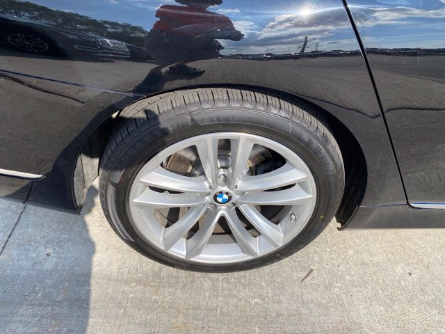 Used 2016 BMW 750i xDrive AWD/4WD image 14