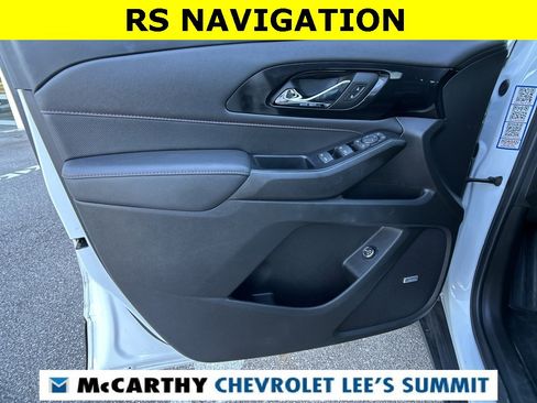 Used 2023 Chevrolet Traverse RS image 21