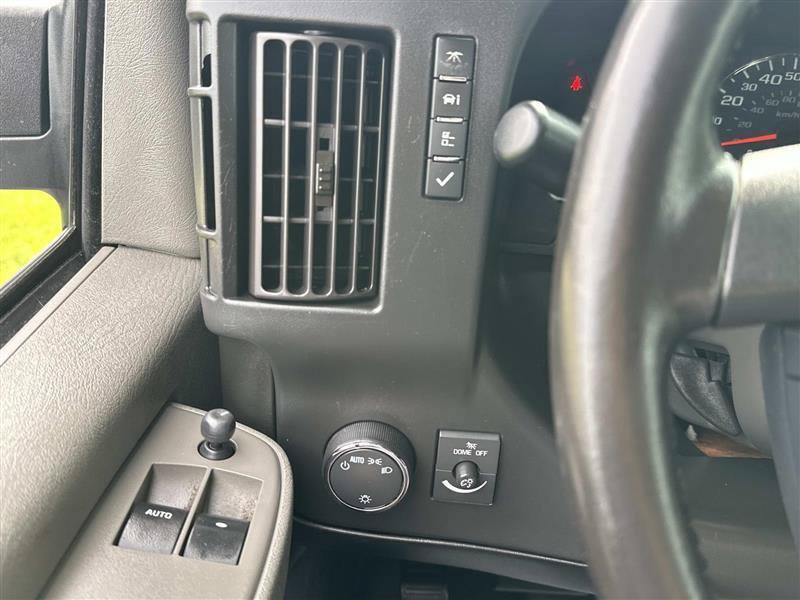 Used 2023 Chevrolet Express 3500 w/ Driver Convenience Package RWD image 14