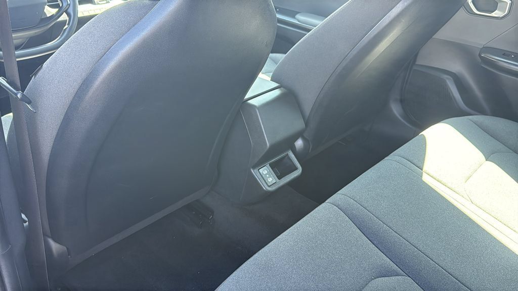 Used 2025 Kia K4 FWD image 33