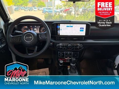 Used 2024 Jeep Gladiator Rubicon w/ Convenience Group AWD/4WD image 20