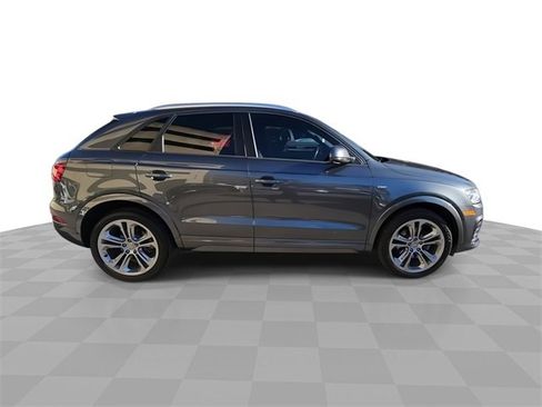 Used 2018 Audi Q3 2.0T Premium w/ Convenience Package image 9