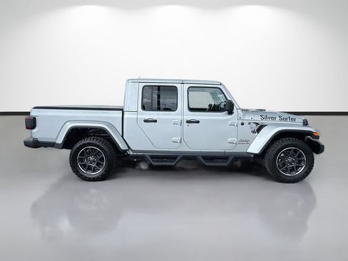 Used 2022 Jeep Gladiator Overland AWD/4WD image 2