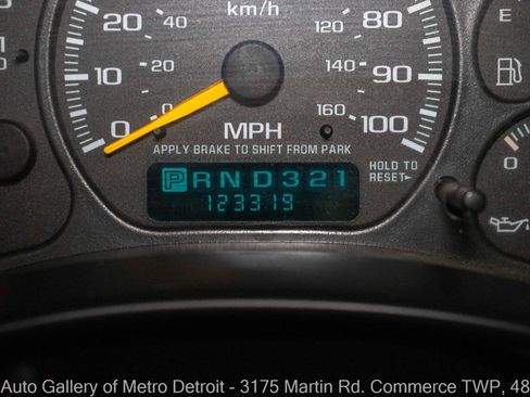 Used 2000 Chevrolet Silverado 1500 LS w/ Off-Road Chassis Pkg AWD/4WD image 18