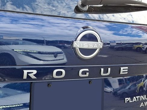 New 2026 Nissan Rogue Platinum w/ Platinum Premium Package image 5