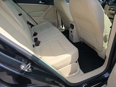 Used 2016 Volkswagen Tiguan R-Line image 13