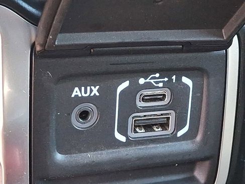 Used 2021 Jeep Gladiator Mojave AWD/4WD image 25