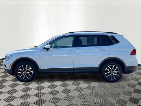 Used 2021 Volkswagen Tiguan SE R-Line FWD image 2
