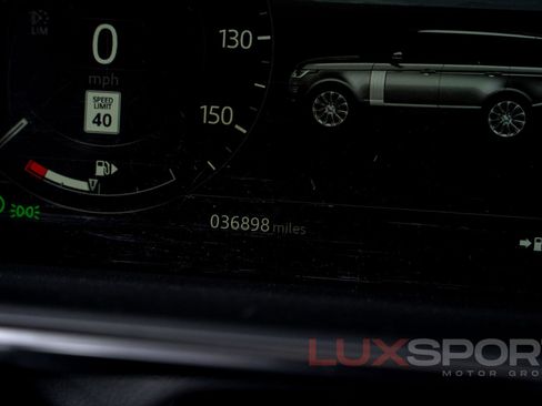 Used 2019 Land Rover Range Rover HSE image 34