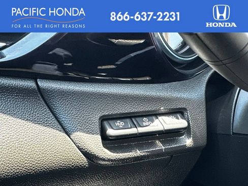 Used 2020 Buick Encore GX Essence w/ Advanced Technology Package FWD image 32