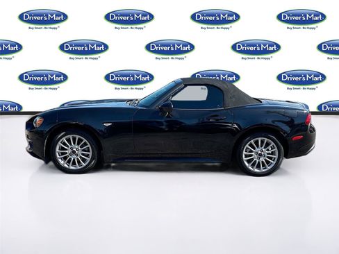 Used 2017 FIAT 124 Spider Classica RWD image 4