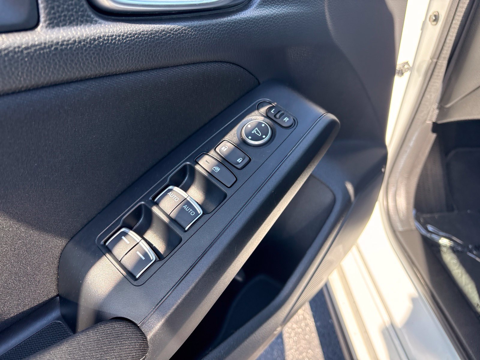 Used 2024 Honda Civic Sport image 25