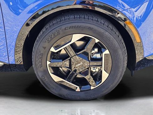 New 2026 Kia Sportage SX image 6
