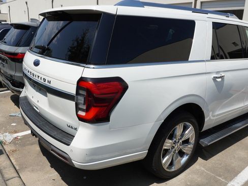 Used 2023 Ford Expedition Max Platinum RWD image 6