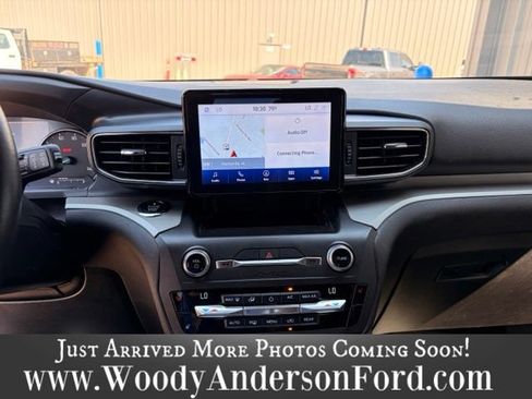 Used 2020 Ford Explorer XLT w/ Equipment Group 202A RWD image 13