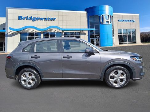 Used 2024 Honda HR-V LX image 7