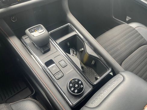 Used 2024 Nissan Pathfinder Rock Creek image 18